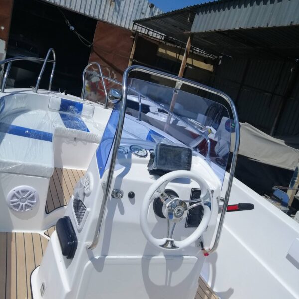 475g-gezinti-teknesi-03 475G Center Console