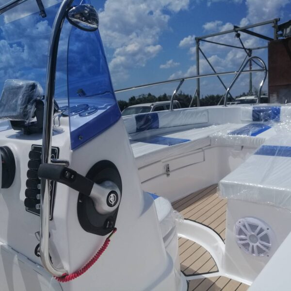 475g-gezinti-teknesi-05 475G Center Console